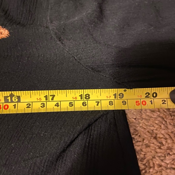 American Eagle floral embroidered crop top - Picture 7 of 8